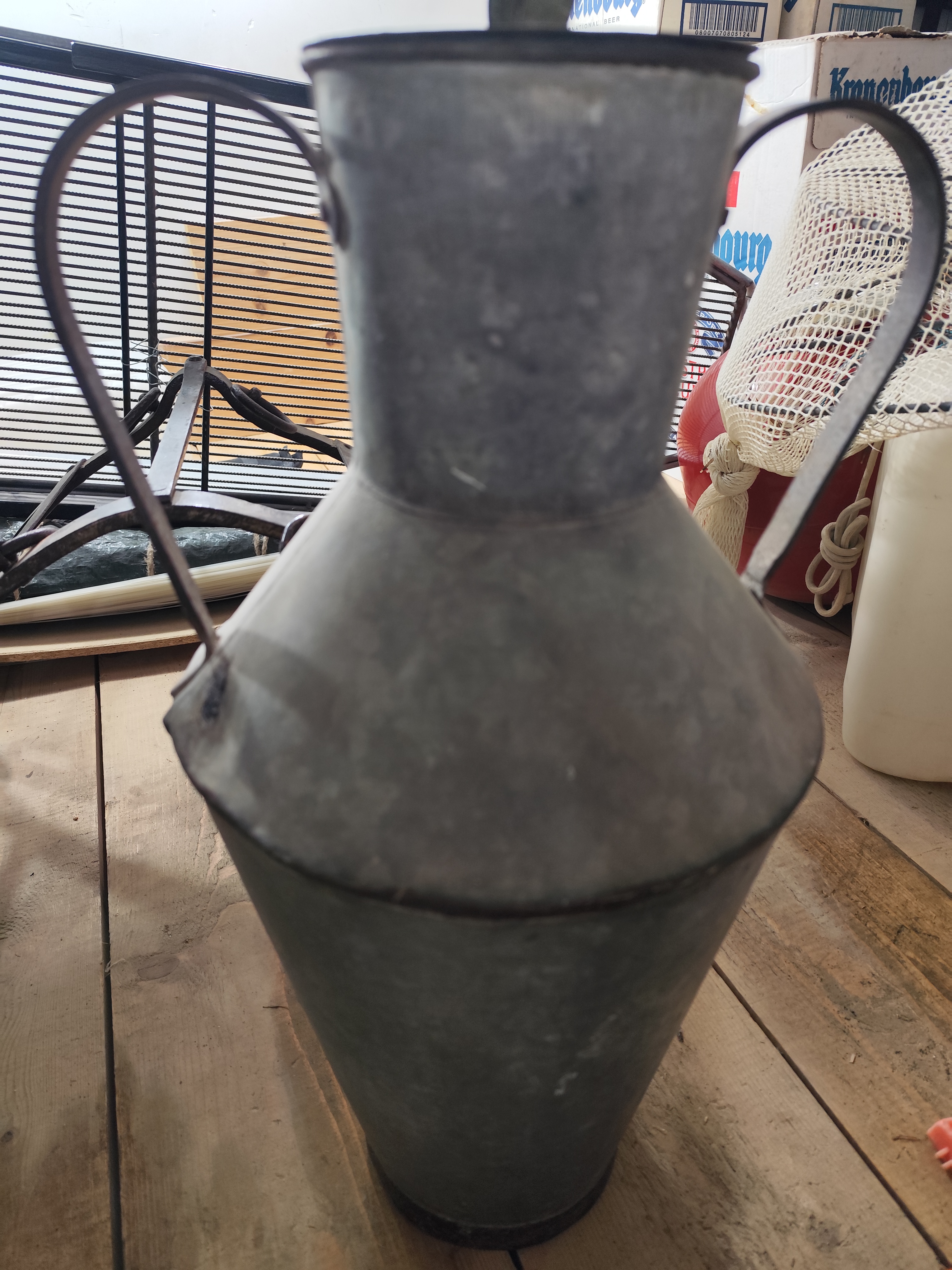 Anfora recipiente contenitore quartara