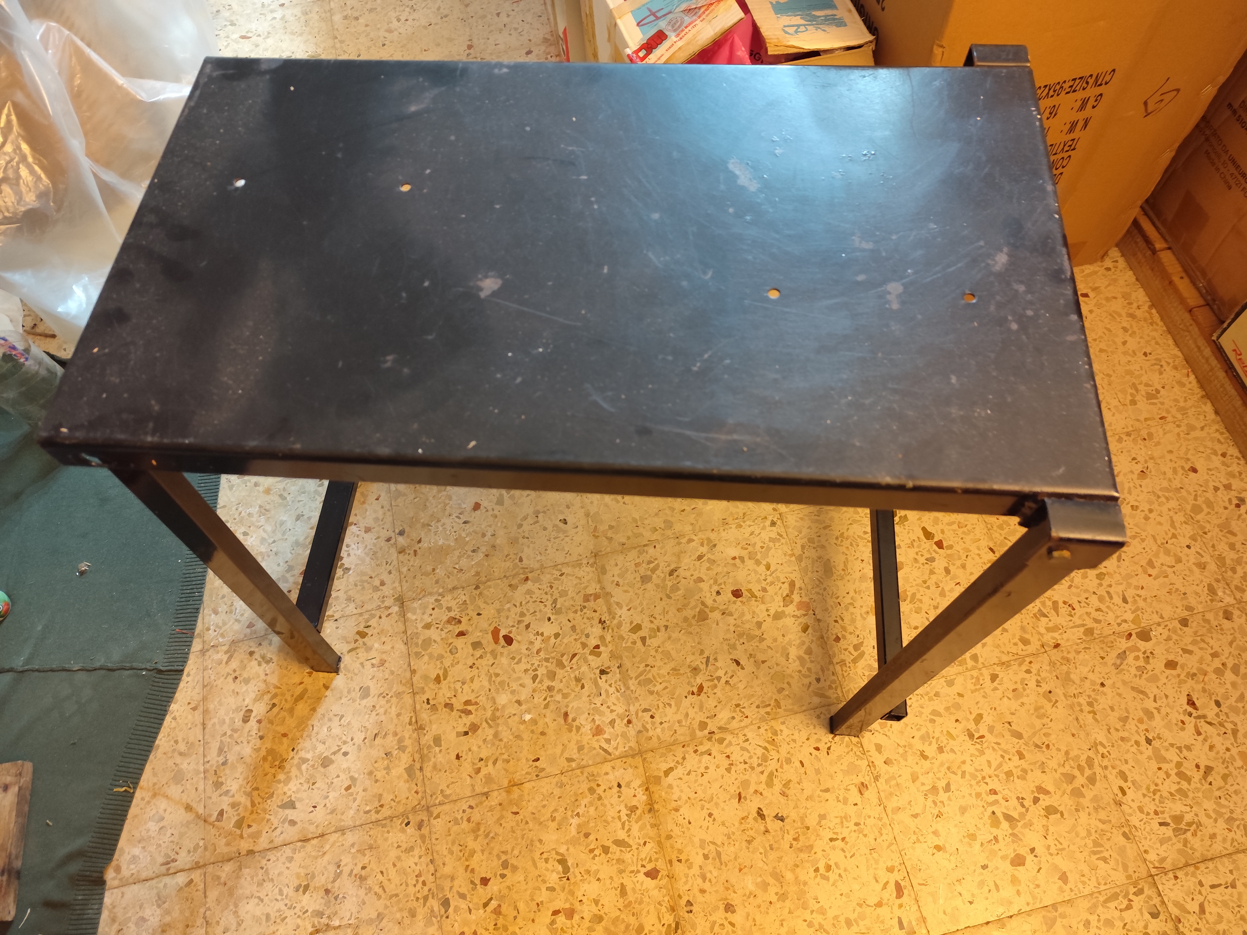 Sgabello banchetto per spremipomodoro Reber 5