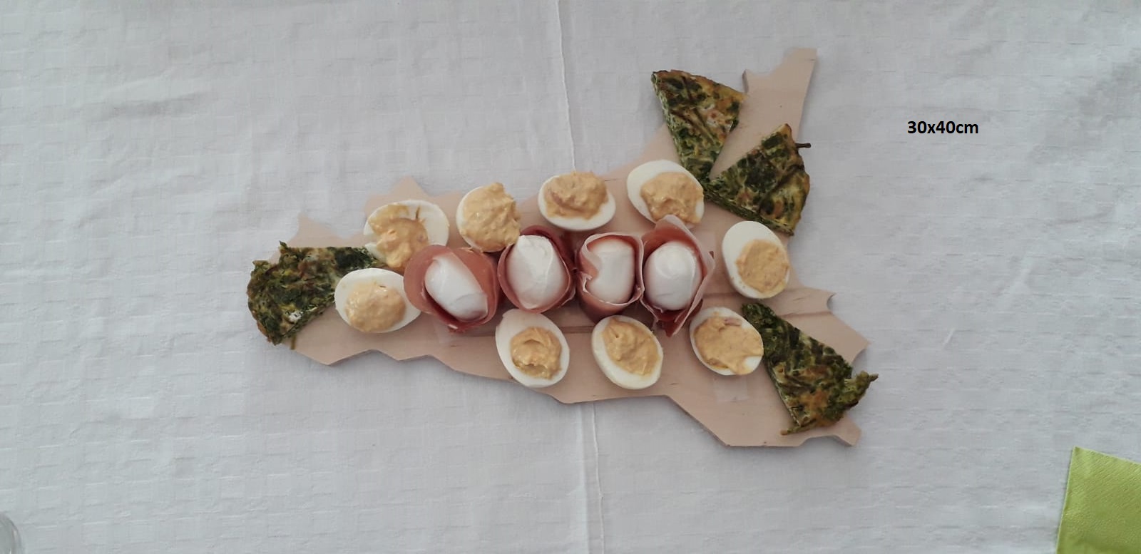 Tagliere da cucina per antipasti forma di Sicilia