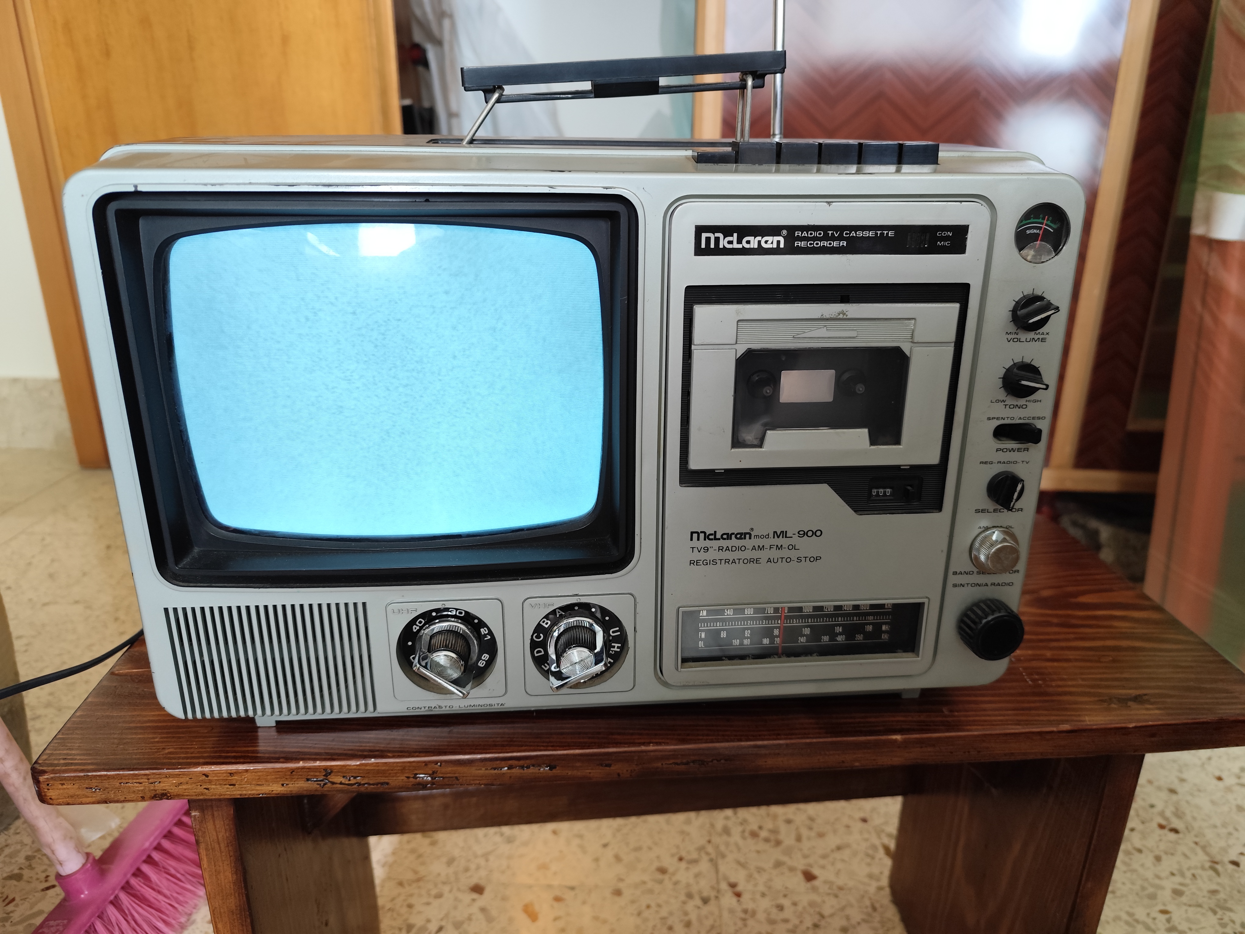 McLaren ML900 combinatore radio tv cassette vintage